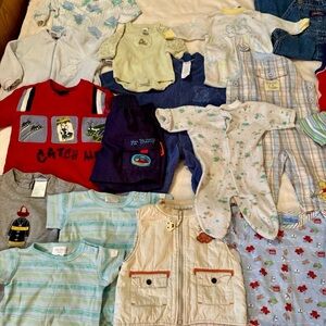VINTAGE LOT OF BABY CLOTHES